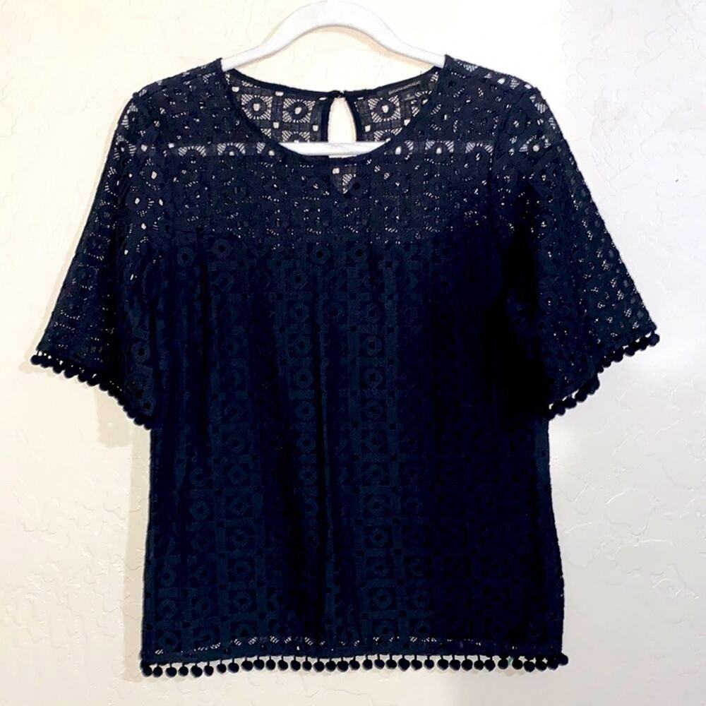Banana republic black lace short sleeve top
